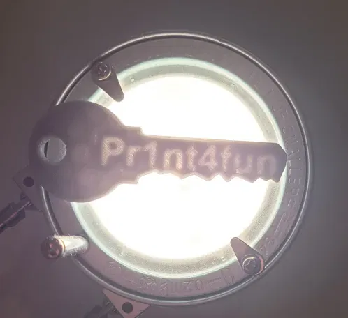 Khóa mật khẩu với khả năng hiển thị văn bản khi chiếu sáng - Image 3