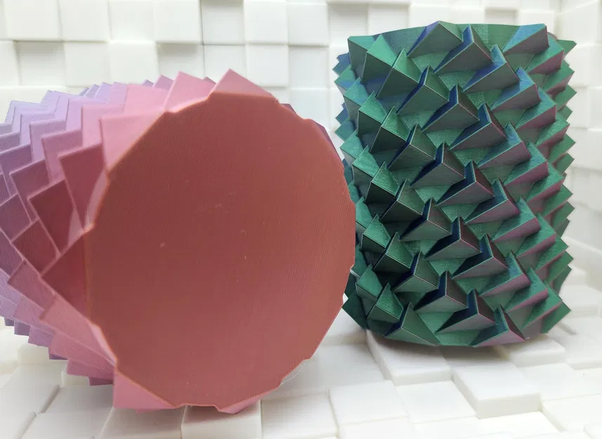 Bình hoa xoắn ốc đuôi rồng - Image 4