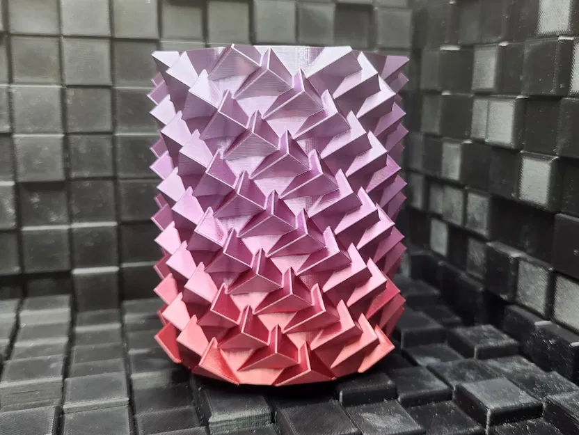 Bình hoa xoắn ốc đuôi rồng - Image 6