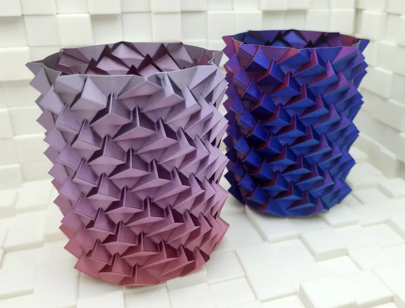 Bình hoa xoắn ốc đuôi rồng - Image 7