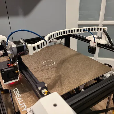 Nắp động cơ bước Ender 5 Plus với giá đỡ dây cáp