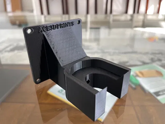 Giá đỡ treo tường cho máy cắt cỏ Ego Edger & Stringer - Image 1