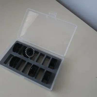 Hộp chèn cuộn chỉ Bernina bằng TPU