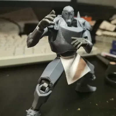 Giáp Alphonse Elric với thiết kế dễ dàng 13 khớp