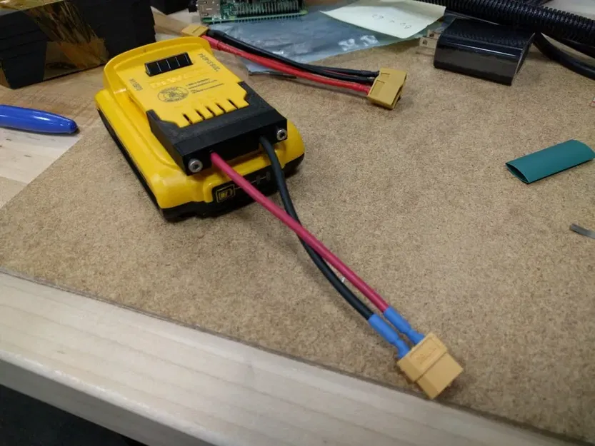 Bộ chuyển đổi pin Dewalt cho thiết bị di động - Image 1