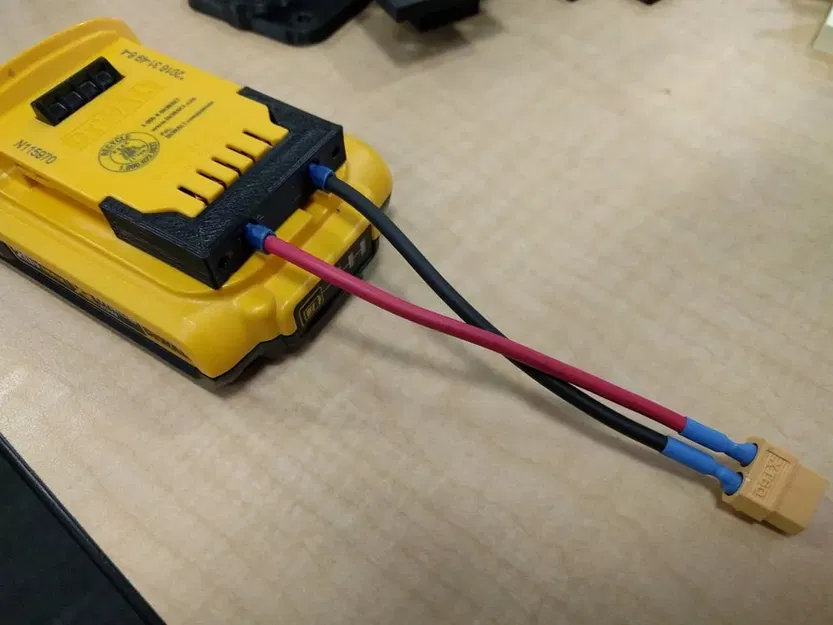 Bộ chuyển đổi pin Dewalt cho thiết bị di động - Image 2