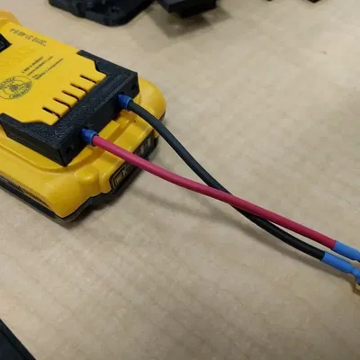 Bộ chuyển đổi pin Dewalt cho thiết bị di động