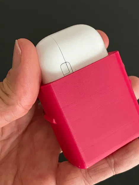 Vỏ bảo vệ AirPods Pro an toàn với thiết kế mở ngang - Image 1