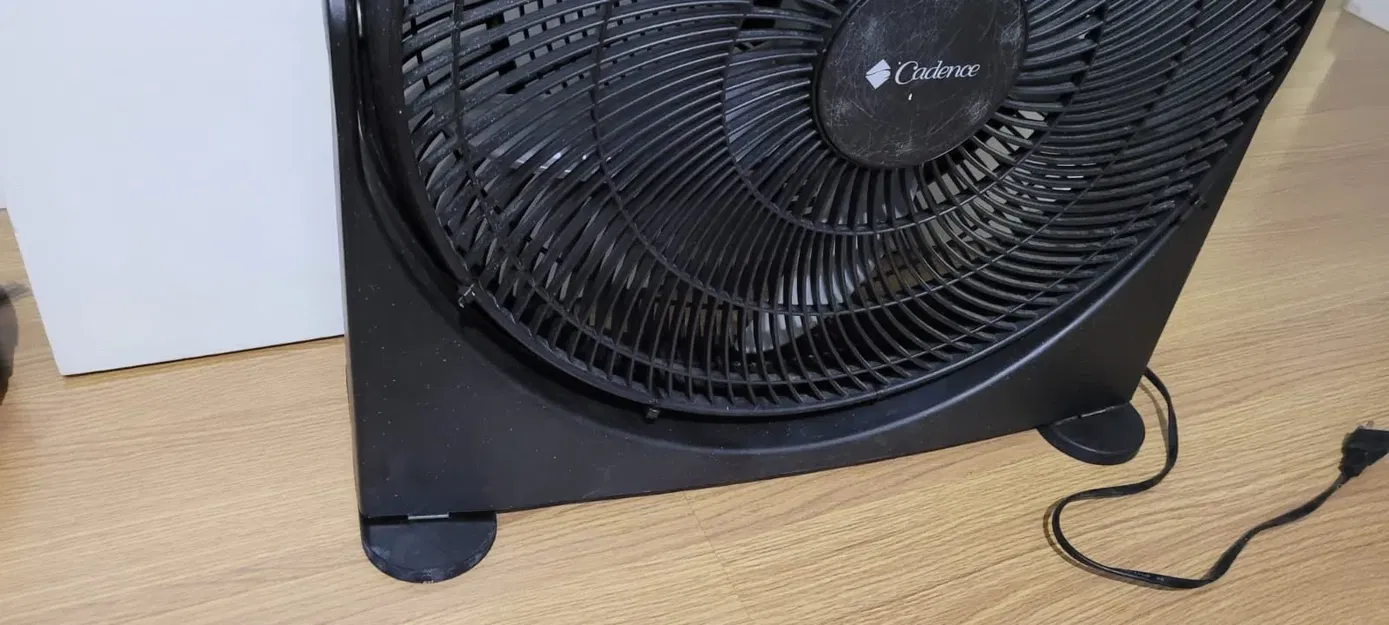 PÉ VENTILADOR CADENCE 850 ĐƯỢC THIẾT KẾ LẠI - Image 1