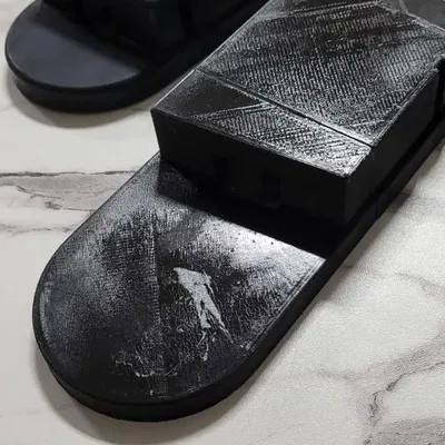 PÉ VENTILADOR CADENCE 850 ĐƯỢC THIẾT KẾ LẠI