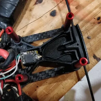 Giá đỡ ăng-ten T cho Frsky R9MM và Martian II