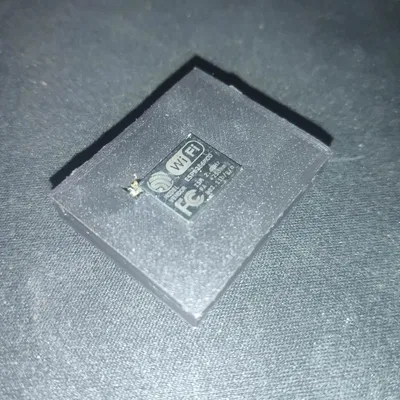 Vỏ bảo vệ cho ESP8266-12F và thiết bị gây nhiễu WiFi