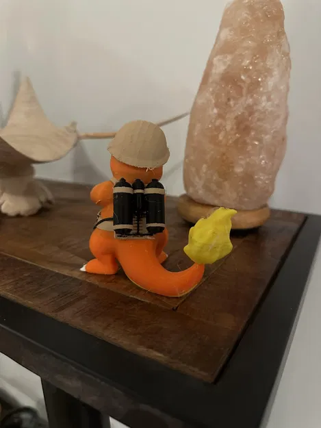 Charmander sử dụng súng phun lửa trong nghệ thuật điêu khắc - Image 3