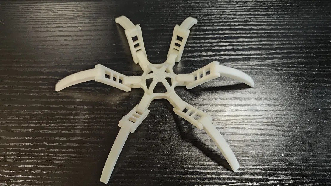 Mô hình hexapod mini sử dụng Arduino với thiết kế tỉ lệ chuẩn - Image 3