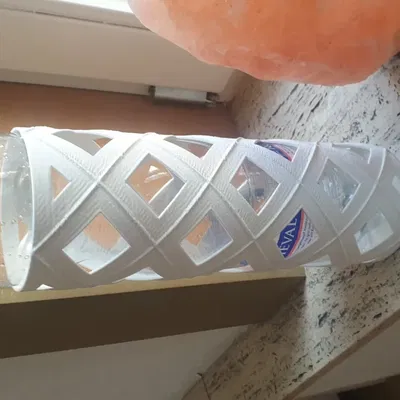 Giá đỡ chai cứng cho người cao tuổi