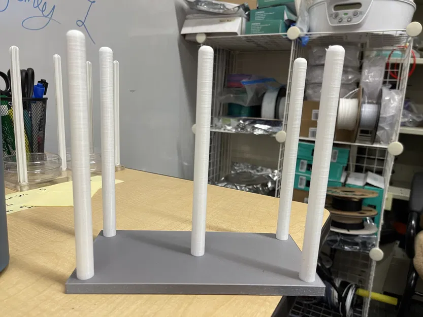 Giá đỡ đĩa Petri cho thí nghiệm hóa học và sinh học - Image 1