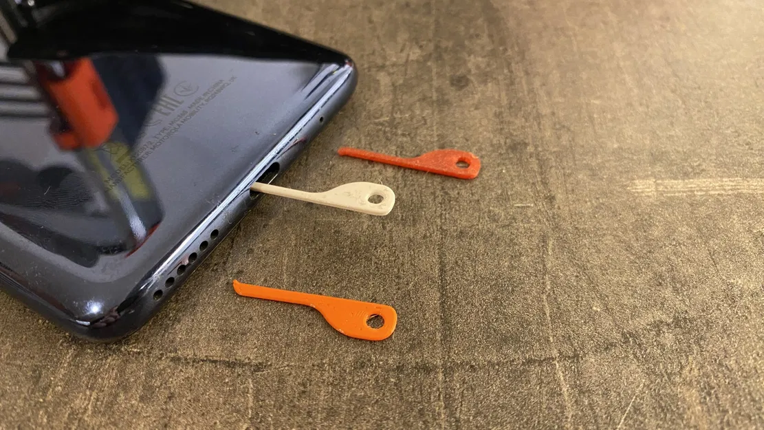 Máy làm sạch bụi cho cổng USB-C - Image 1