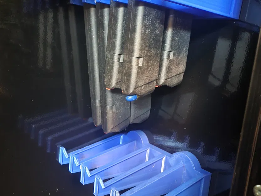 Giá đỡ băng đạn súng ngắn gắn từ tính cho tủ an toàn - Image 4