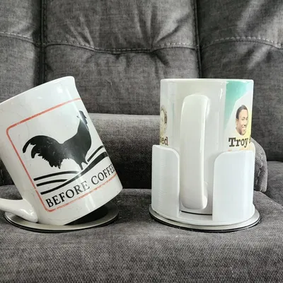 Giá đỡ cốc cho ly cà phê trên ghế sofa