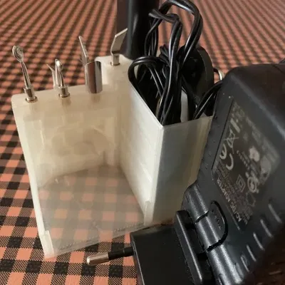 Giá đỡ sạc Modifi3d Pro với kết nối ẩn cho nguồn EU