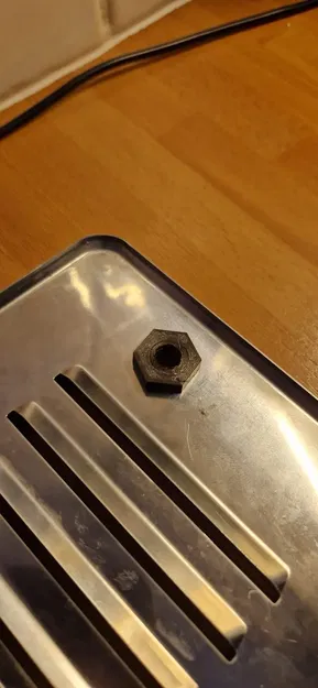 Sửa chữa giá đỡ ống tạo bọt sữa Siemens EQ 6 - Image 4