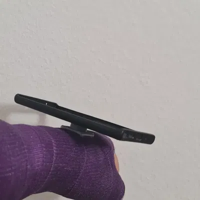 Giá đỡ điện thoại gắn lên băng tay Castlock