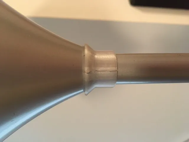 Cách sửa đèn sàn IKEA bị hỏng đầu và đuôi ống bột - Image 4