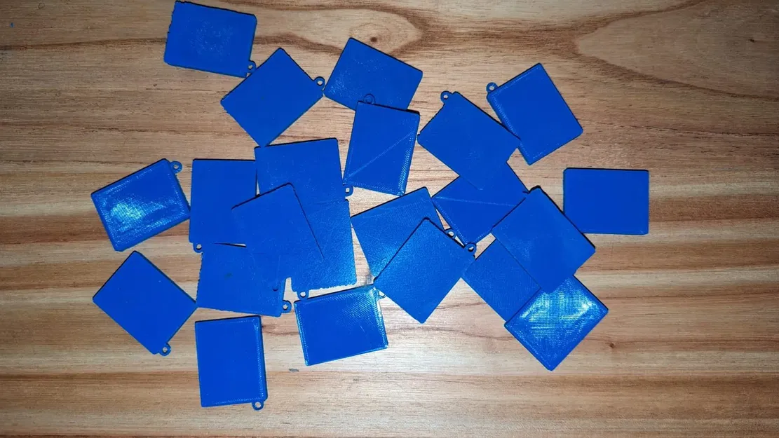 Móc khóa chơi game PS4 tùy chỉnh - Image 1