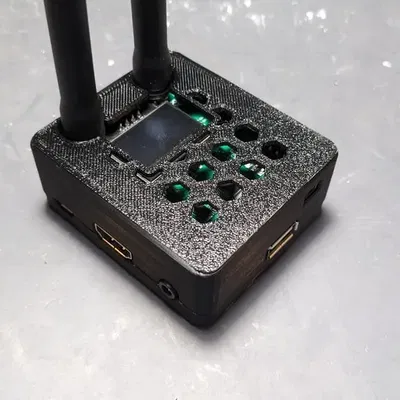 Vỏ cho Raspberry Pi 3A và Pi-Star MMDVM với màn hình OLED