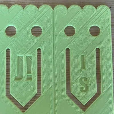 Kẹp giấy ma quái thiết kế nhẹ nhàng cho văn phòng