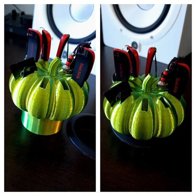 Giá đỡ USB hình bí ngô cho bàn làm việc ngày Halloween - Image 4