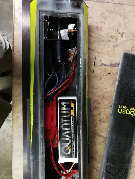 Thuyền RC Mono SAW thẳng tốc độ cao - Image 13