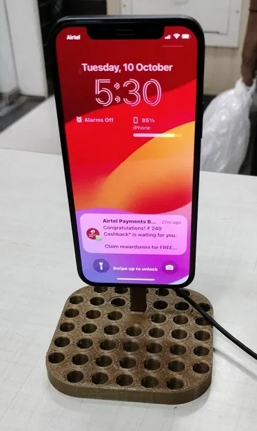 Giá đỡ cho iPhone 12, 13, 14, 15 với sạc không dây Ambrane - Image 2