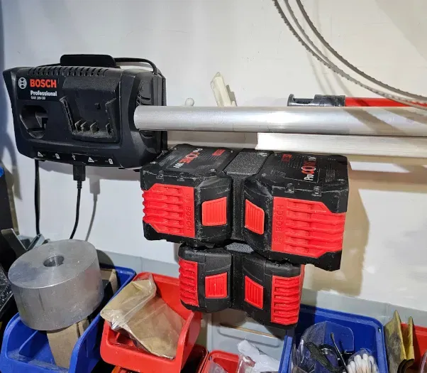 Giá đỡ tường cho pin đôi Bosch Professional 18V - Image 2