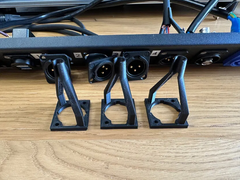 Giá đỡ cáp XLR loại D Neutrik cho tủ âm thanh - Image 7