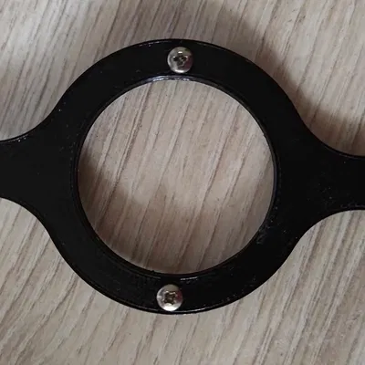 Công cụ đơn giản để tháo ống nhìn ban đêm từ kính tiềm v...