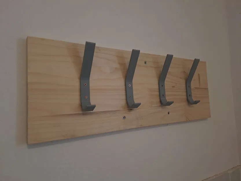 Móc treo quần áo đơn giản và chắc chắn - Image 1