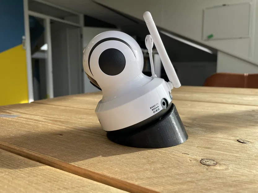 Giá đỡ camera Luvion với góc nghiêng 25 độ - Image 1