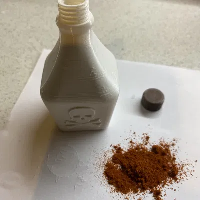 Bình độc dược nhỏ có nắp đậy