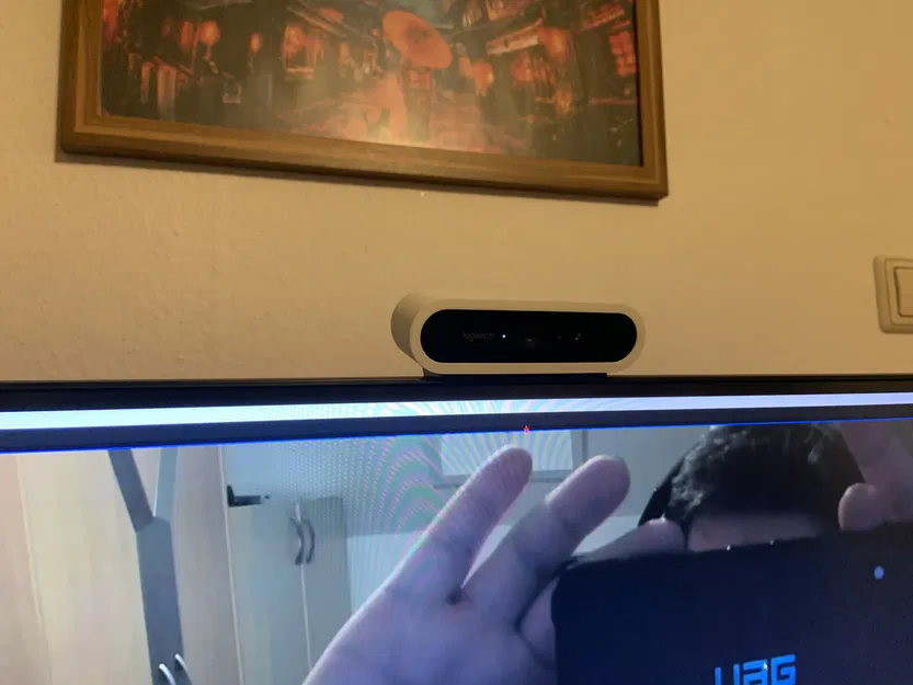 Giá đỡ webcam Logitech Brio cho màn hình Aorus FI32U - Image 3