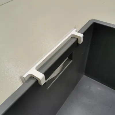 Giá đỡ nhãn cho thùng E2 và E3