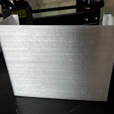 Thay thế giá đỡ cửa cho xe caravan Südwind Knaus