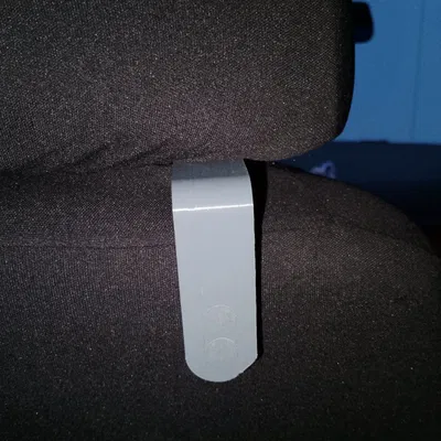 Giá đỡ smartphone từ tính cho ô tô với nắp bảo vệ