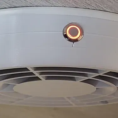 Quạt thông gió tăng cường cho điều hòa trong RV