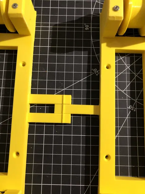 Giá đỡ cuộn 5kg Polymaker cho máy in 3D - Image 6