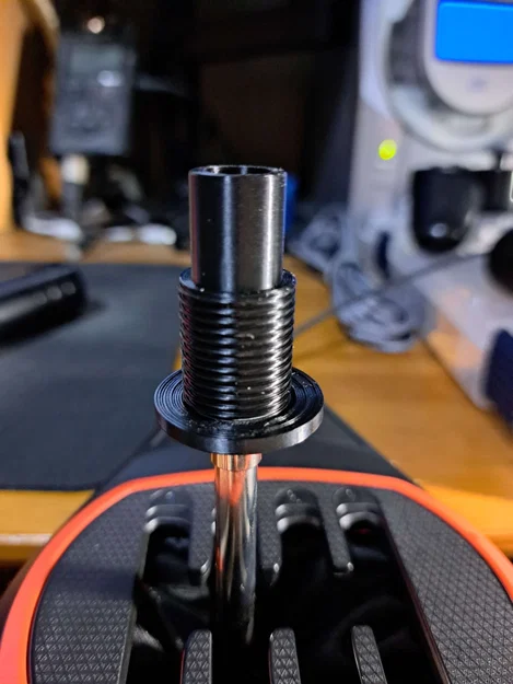 Bộ chuyển đổi núm chuyển số Thrustmaster TH8S cho núm M18 - Image 1