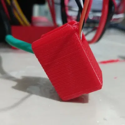 Hộp PCB cho mạch diode (dùng cho cảm biến từ tính) có nắp.