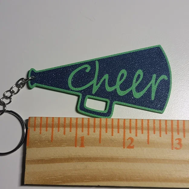 Móc khóa loa cổ vũ in hình với chữ "Cheer - Image 1
