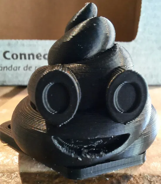 Chìa khóa đựng biểu tượng phân emoji nhỏ - Image 2