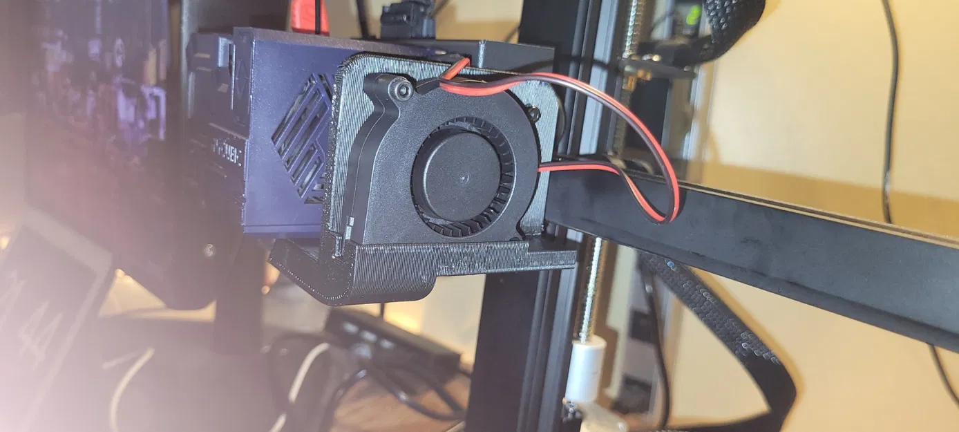 Giá đỡ quạt 5015 cho Anycubic Kobra - Image 2